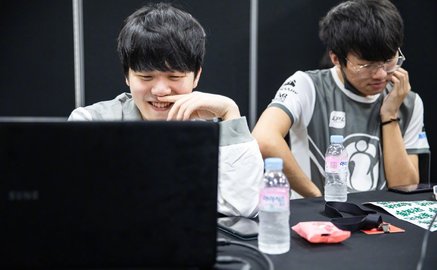 IG客场被WE让一追二，Rookie通宵训练，IG最大问题到底在谁